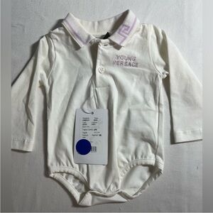 Newborn Young Versace Onesie White & Purple w/  Buttons Size 1M One Month NWT
